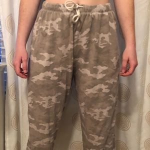 Baggy Camo Sweat Pants